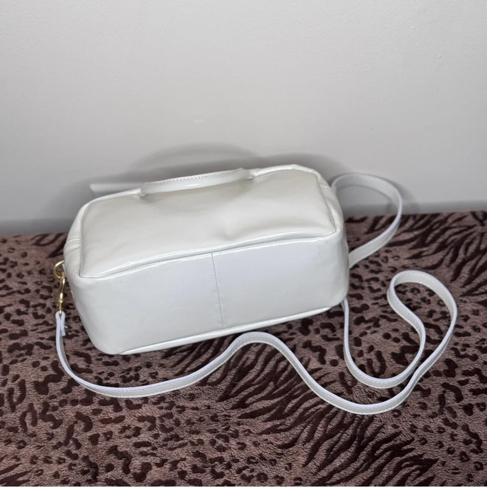 NWT CLARE V. Ivory Petite Claude